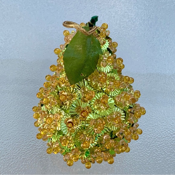 Mid-Century Modern Green and Gold Pear Push Pin Sequins Christmas Ornament - Picture 4 of 6